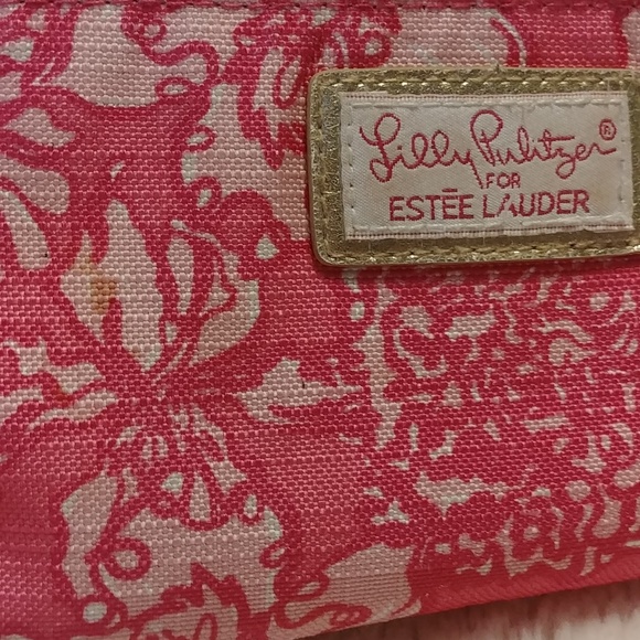 🎉2/$16 Lilly Pulitzer x Estee Lauder Makeup Bag - Picture 2 of 6